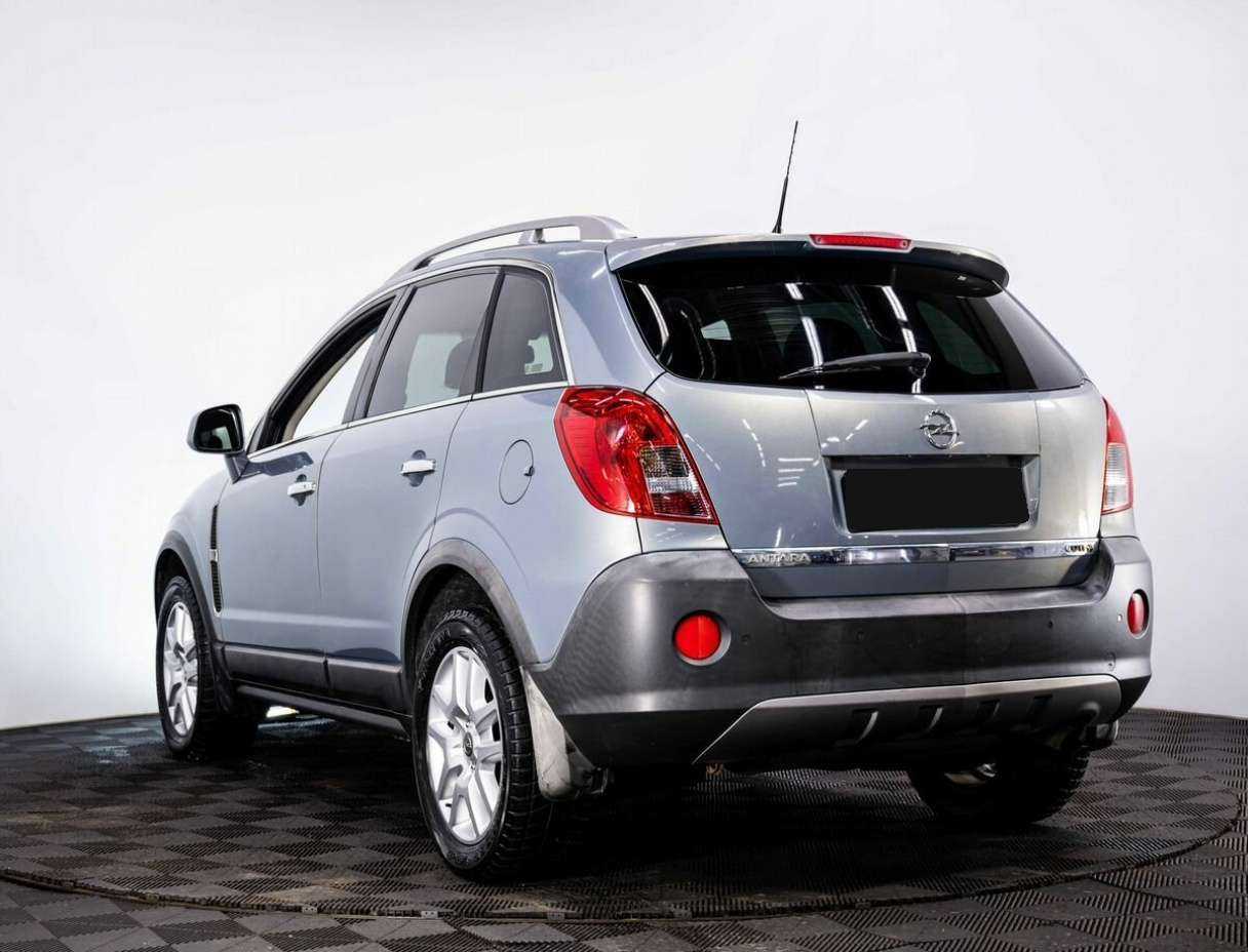 Opel Antara, 2013 - фото №4