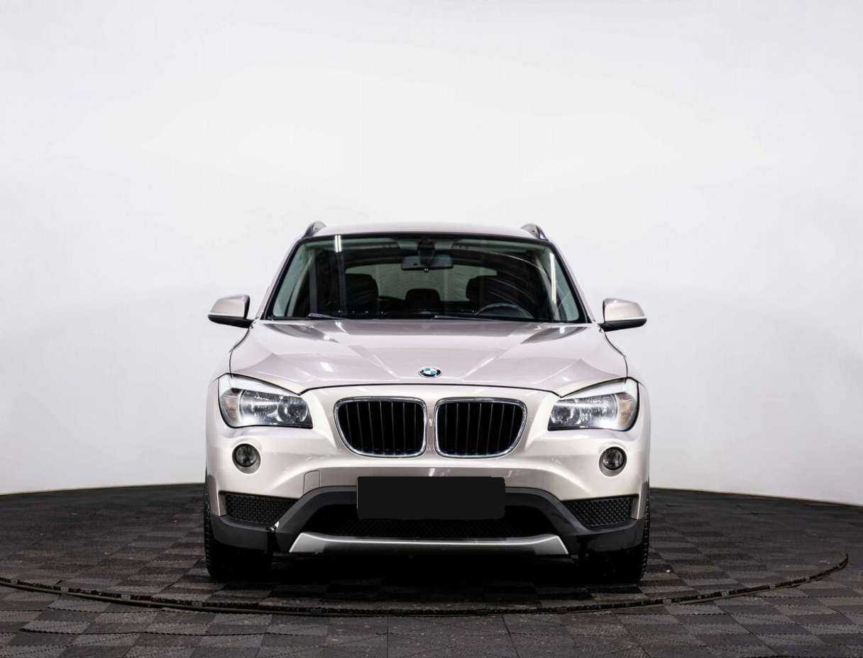 BMW X1 20d, 2013 - фото №2