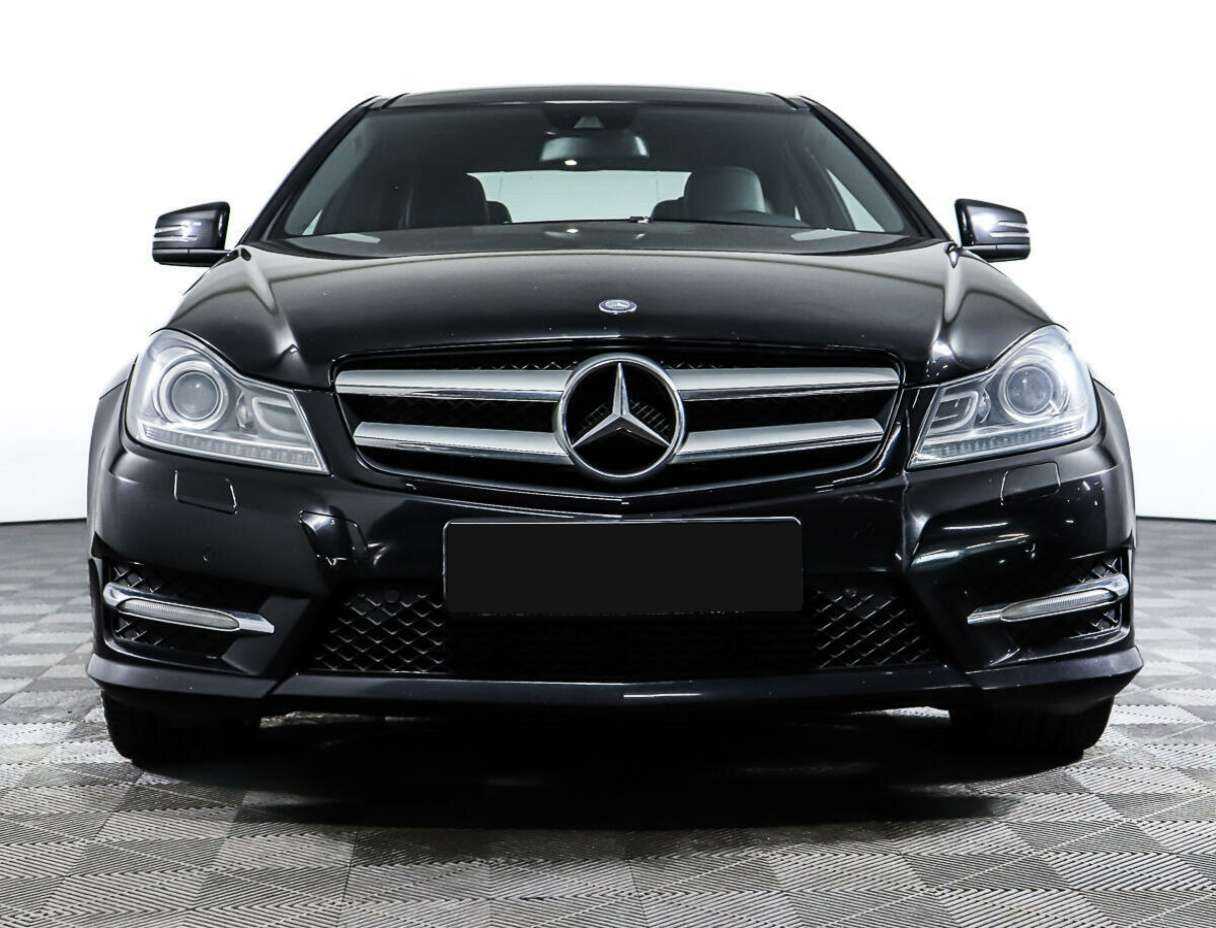 Mercedes-Benz C-Класс 180, 2012 - фото №2
