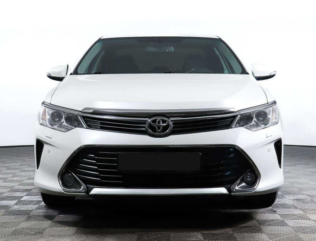 Toyota Camry, 2014 - фото №2