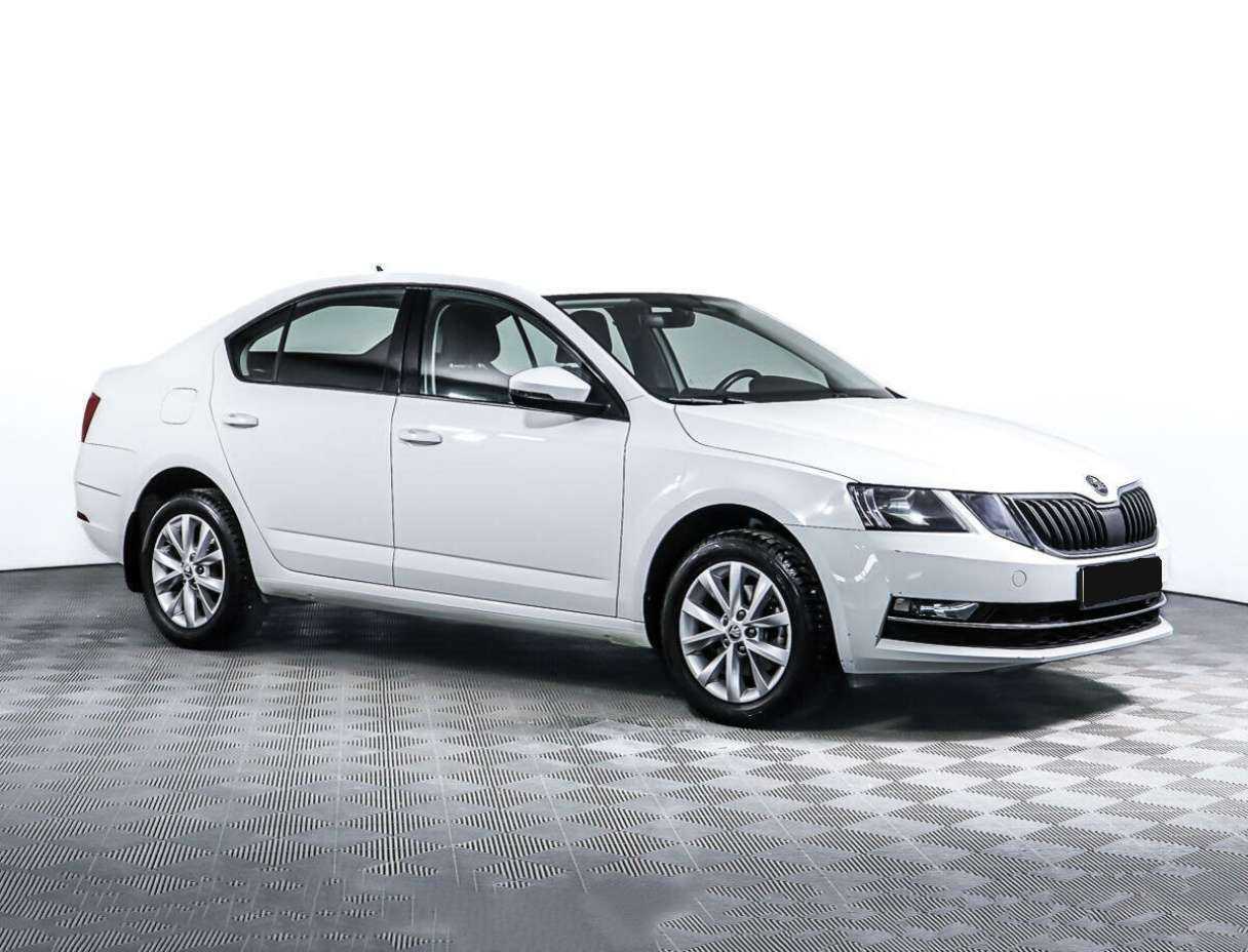 Skoda Octavia, 2018 - фото №3