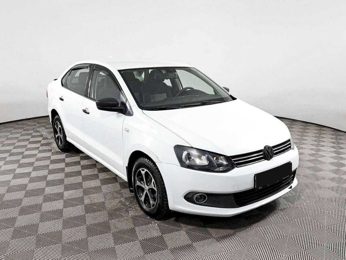 Volkswagen Polo, 2014 - фото №3
