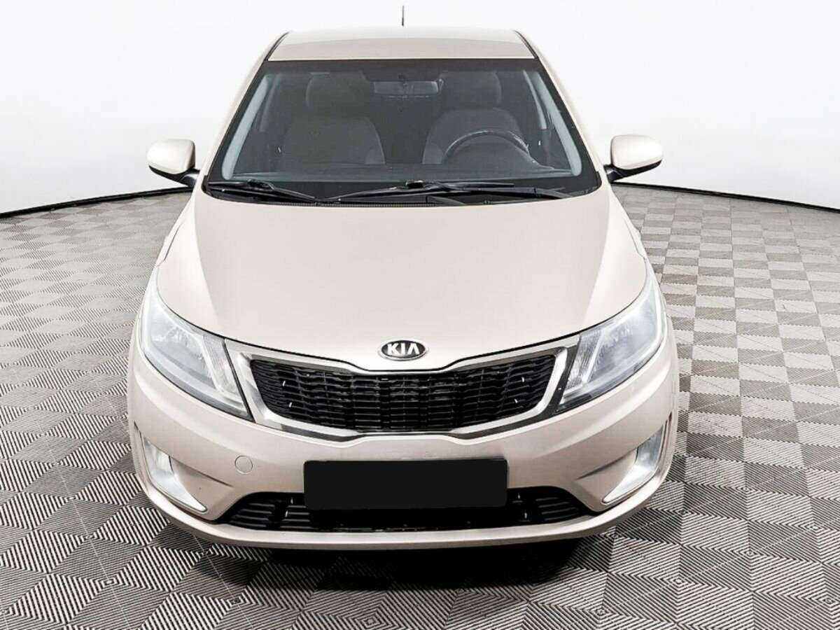 Kia Rio 5-speed, 2013 - фото №2