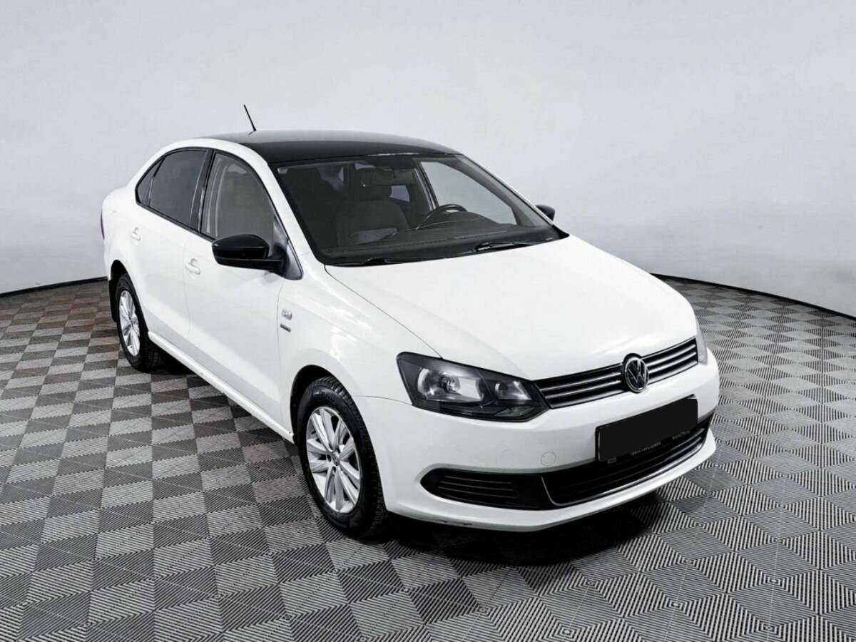 Volkswagen Polo, 2013 - фото №3