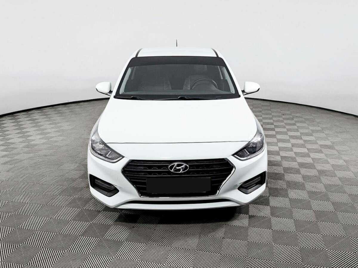 Hyundai Solaris, 2019 - фото №2
