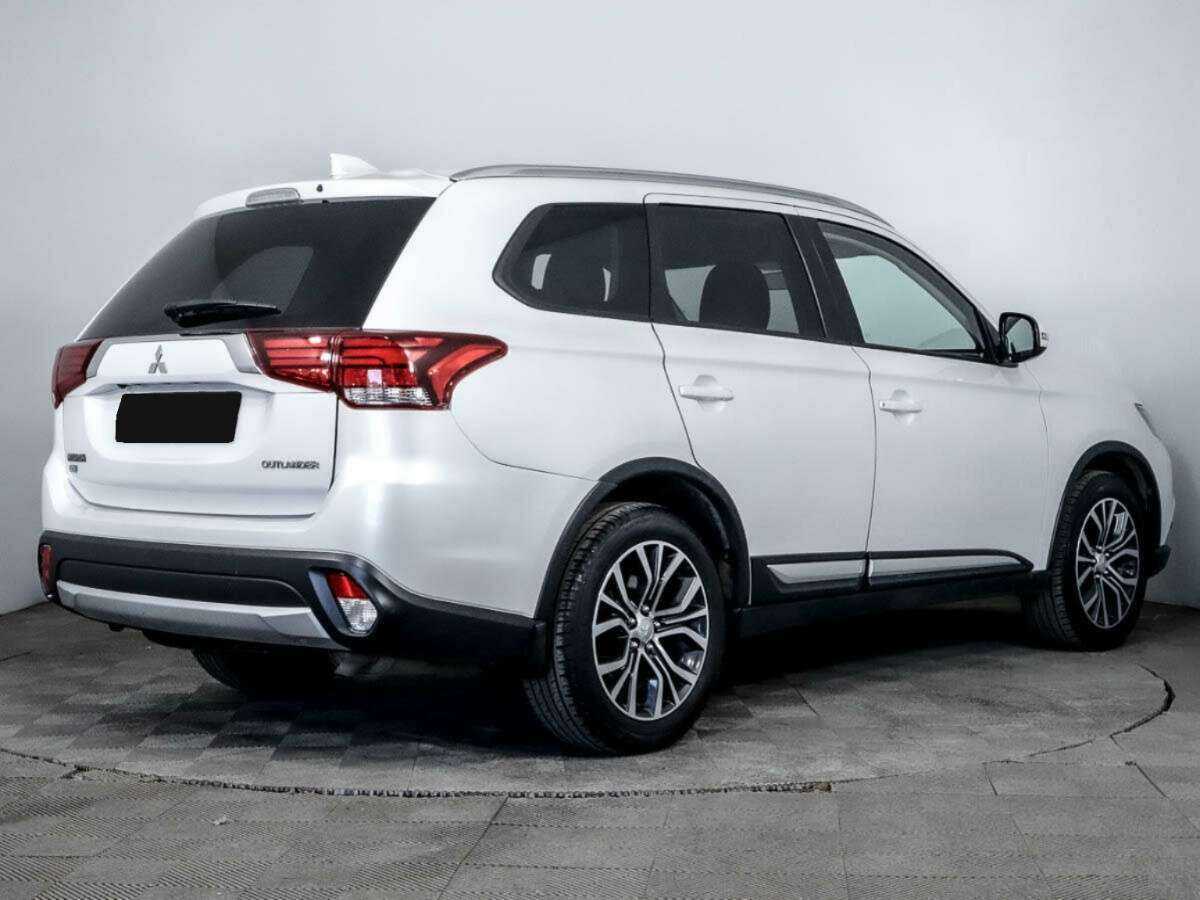 Mitsubishi Outlander, 2018 - фото №4