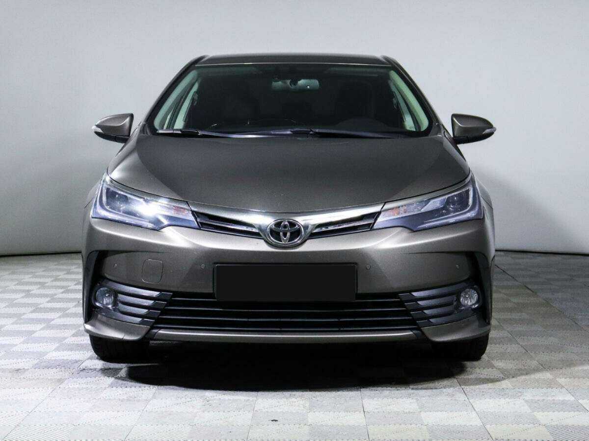 Toyota Corolla, 2018 - фото №2