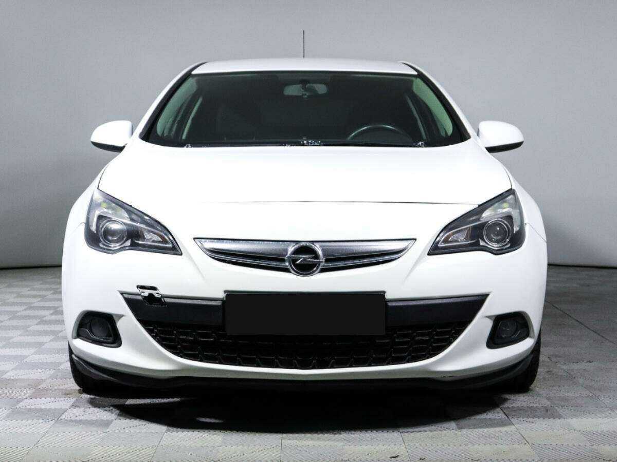 Opel Astra GTC, 2013 - фото №2
