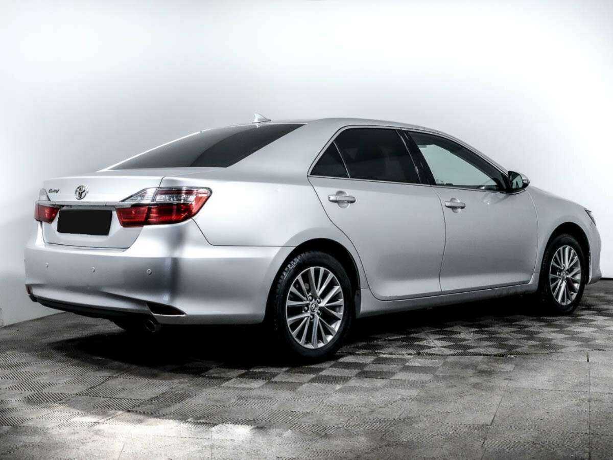 Toyota Camry, 2018 - фото №4