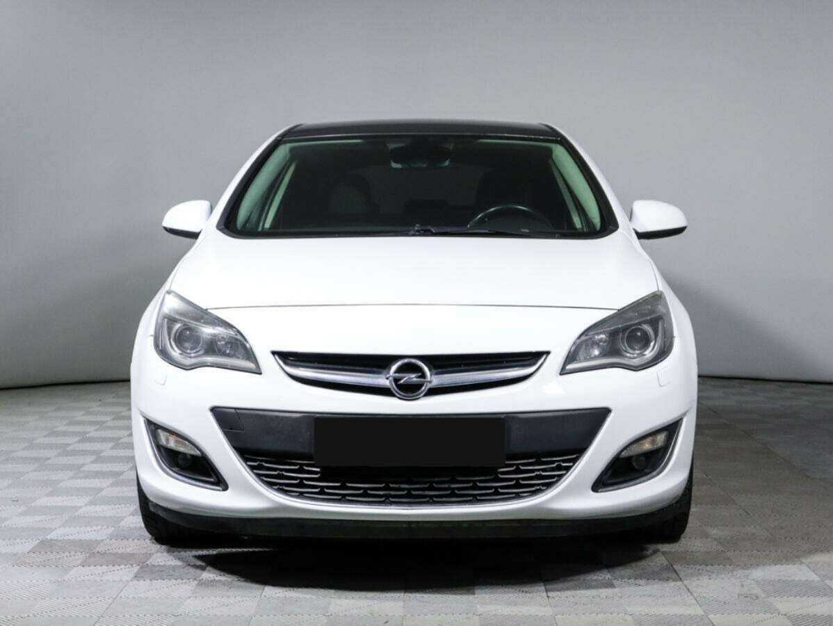 Opel Astra, 2012 - фото №2