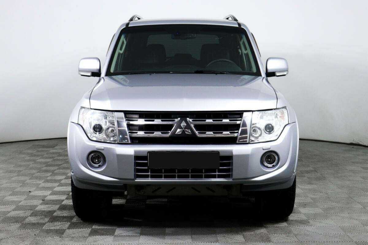 Mitsubishi Pajero, 2012 - фото №2