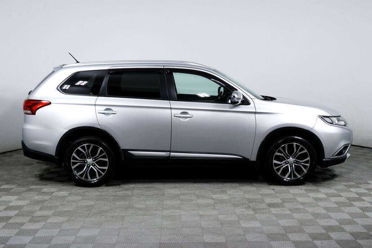 Mitsubishi Outlander, 2015 - фото №4