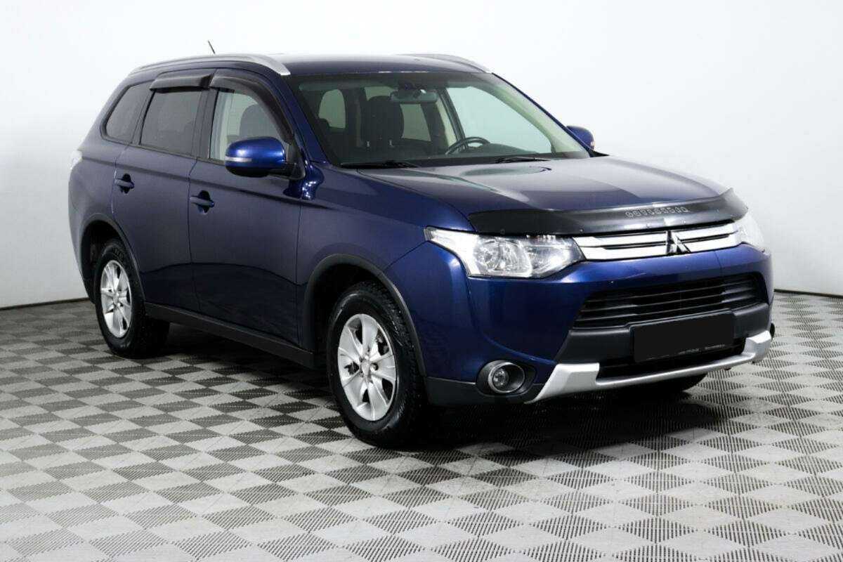 Mitsubishi Outlander, 2014 - фото №3