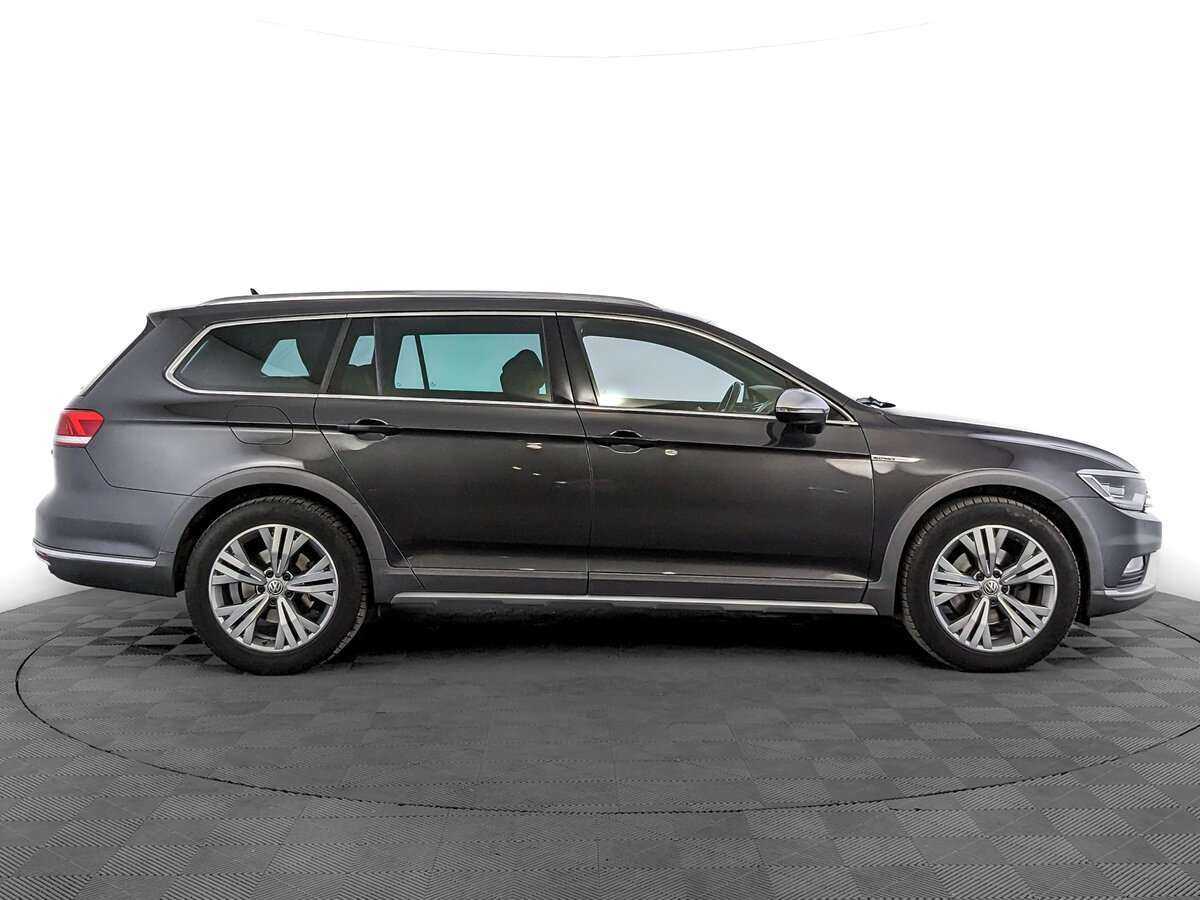 Volkswagen Passat Alltrack, 2018 - фото №4