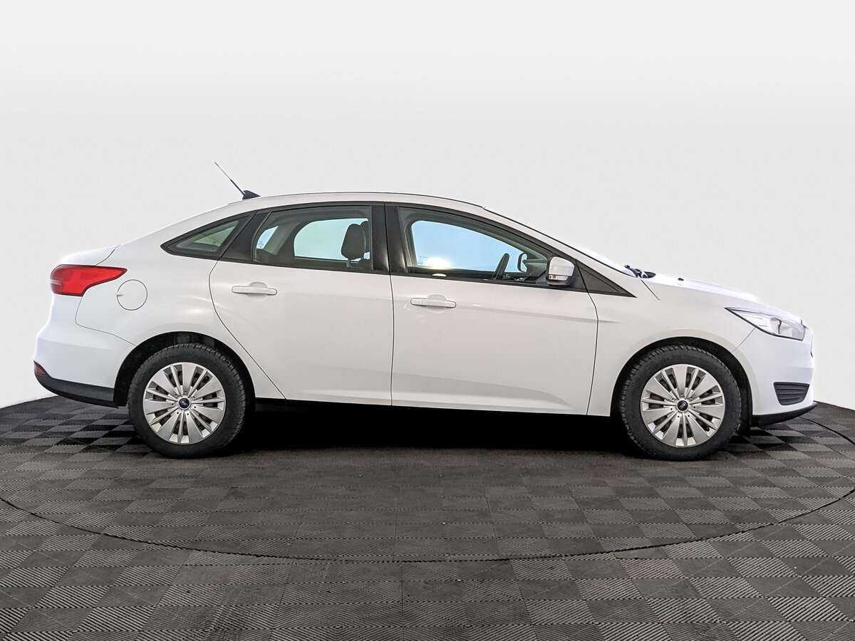 Ford Focus, 2018 - фото №4