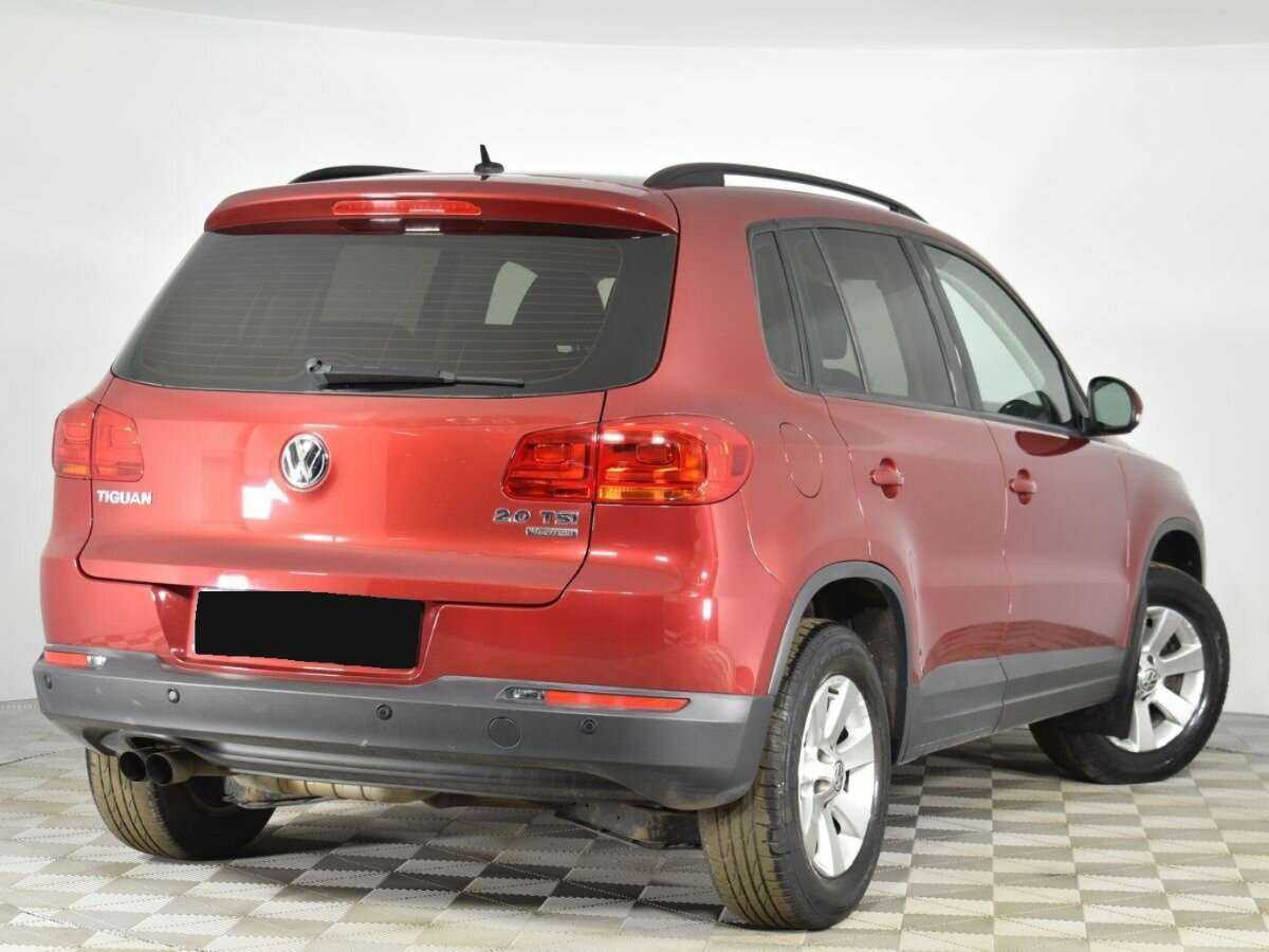 Volkswagen Tiguan, 2012 - фото №2