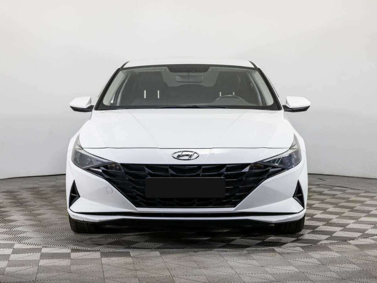 Hyundai Elantra, 2020 - фото №2