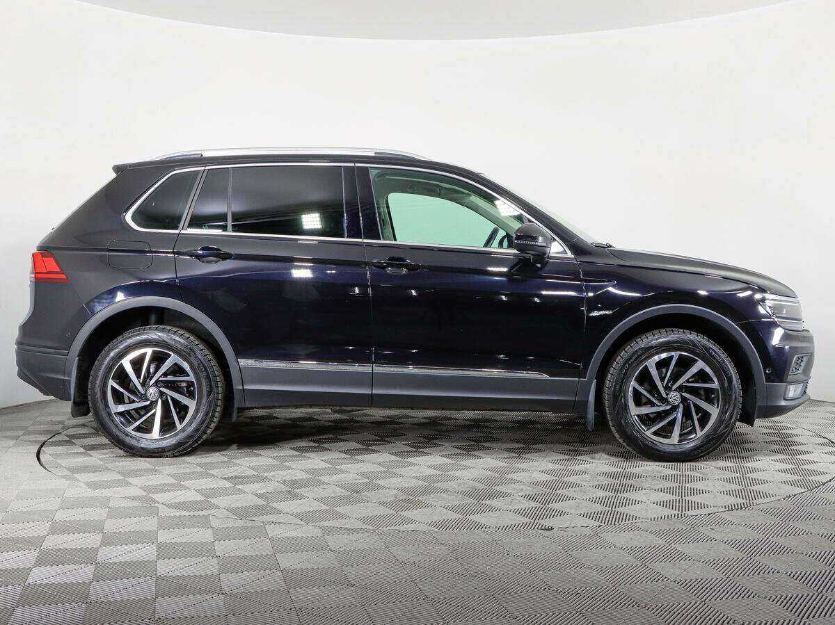 Volkswagen Tiguan, 2018 - фото №4