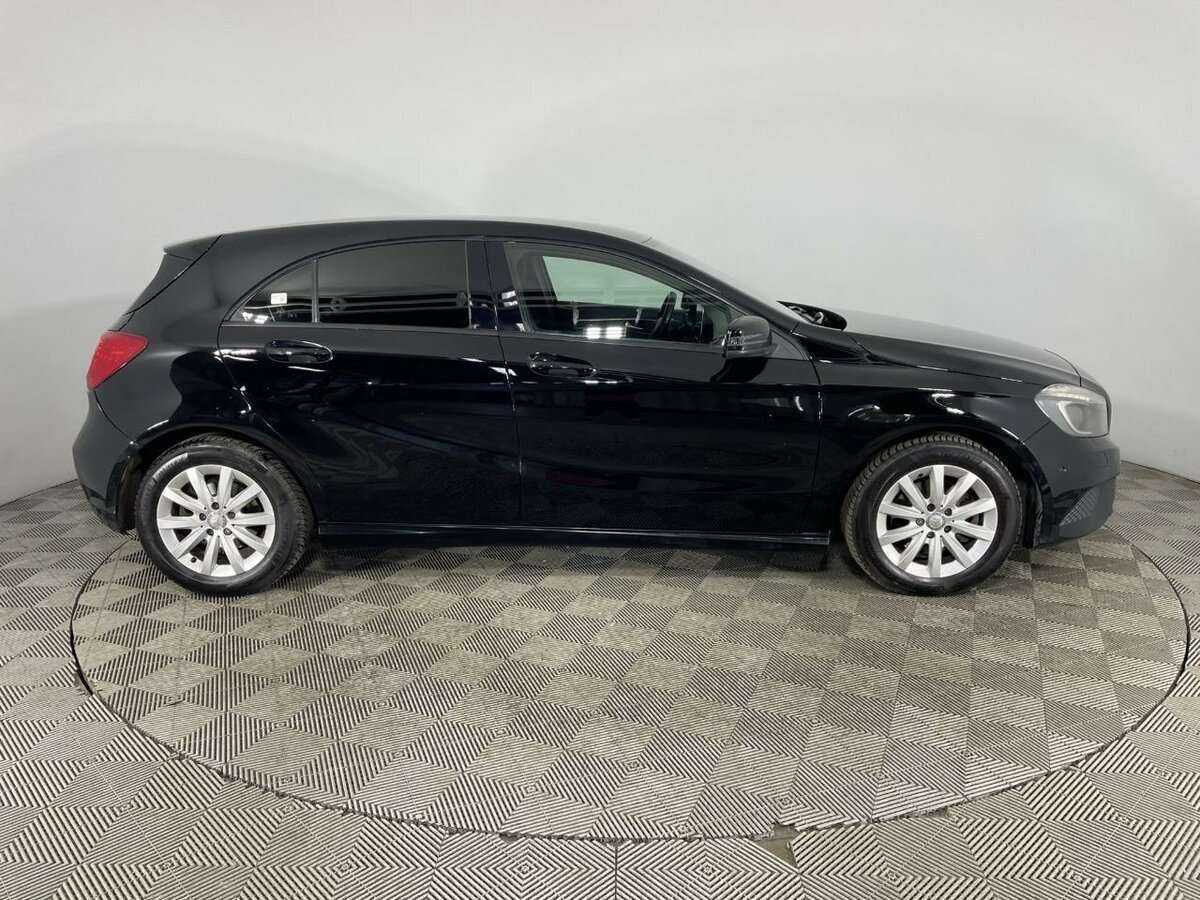Mercedes-Benz A-Класс 180, 2014 - фото №4