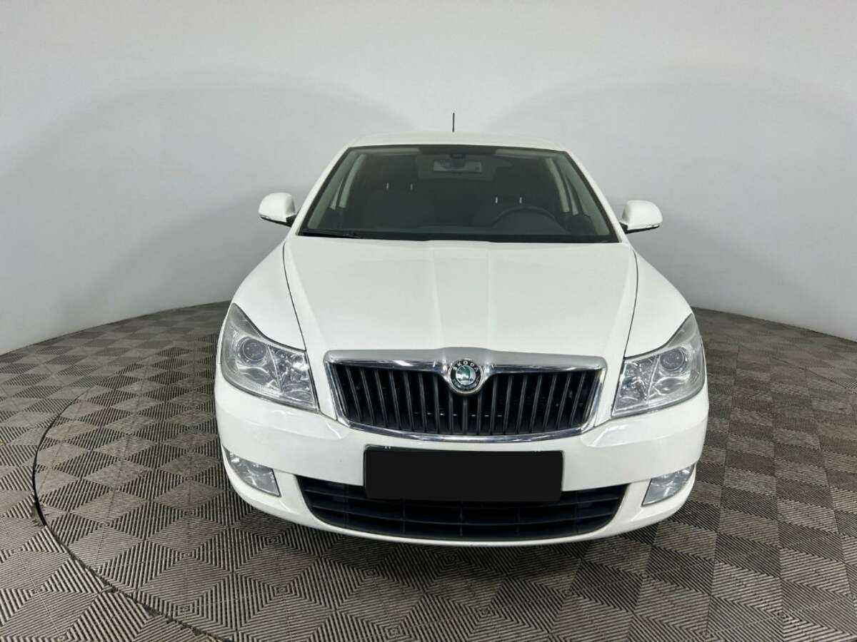 Skoda Octavia, 2012 - фото №2