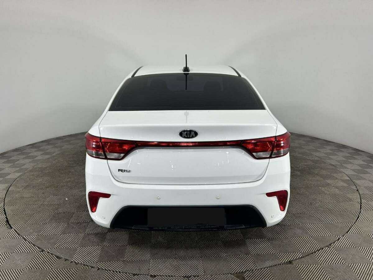 Kia Rio, 2018 - фото №3