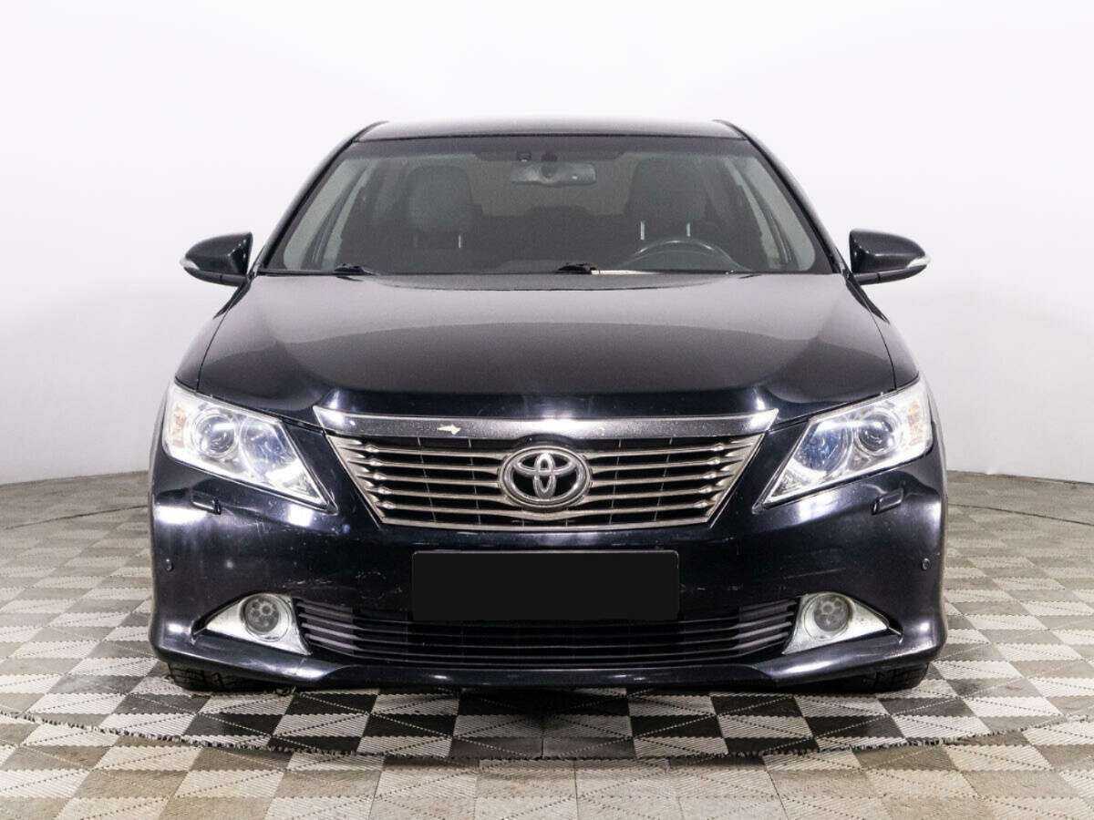 Toyota Camry, 2012 - фото №2