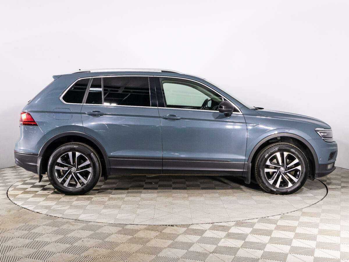 Volkswagen Tiguan, 2019 - фото №4