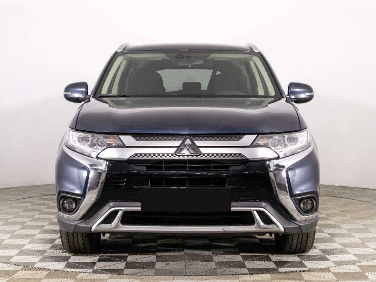 Mitsubishi Outlander, 2019 - фото №2