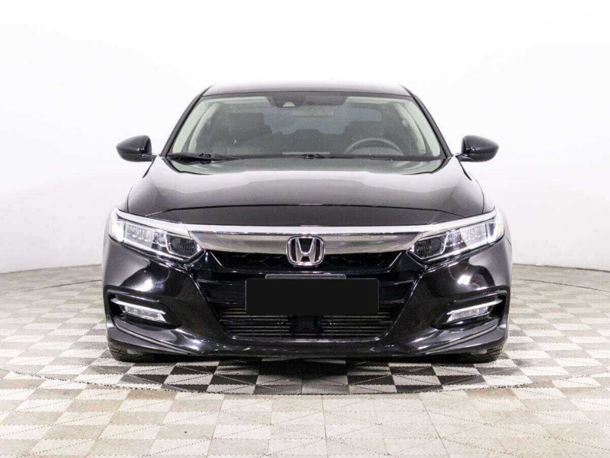 Honda Accord, 2018 - фото №2