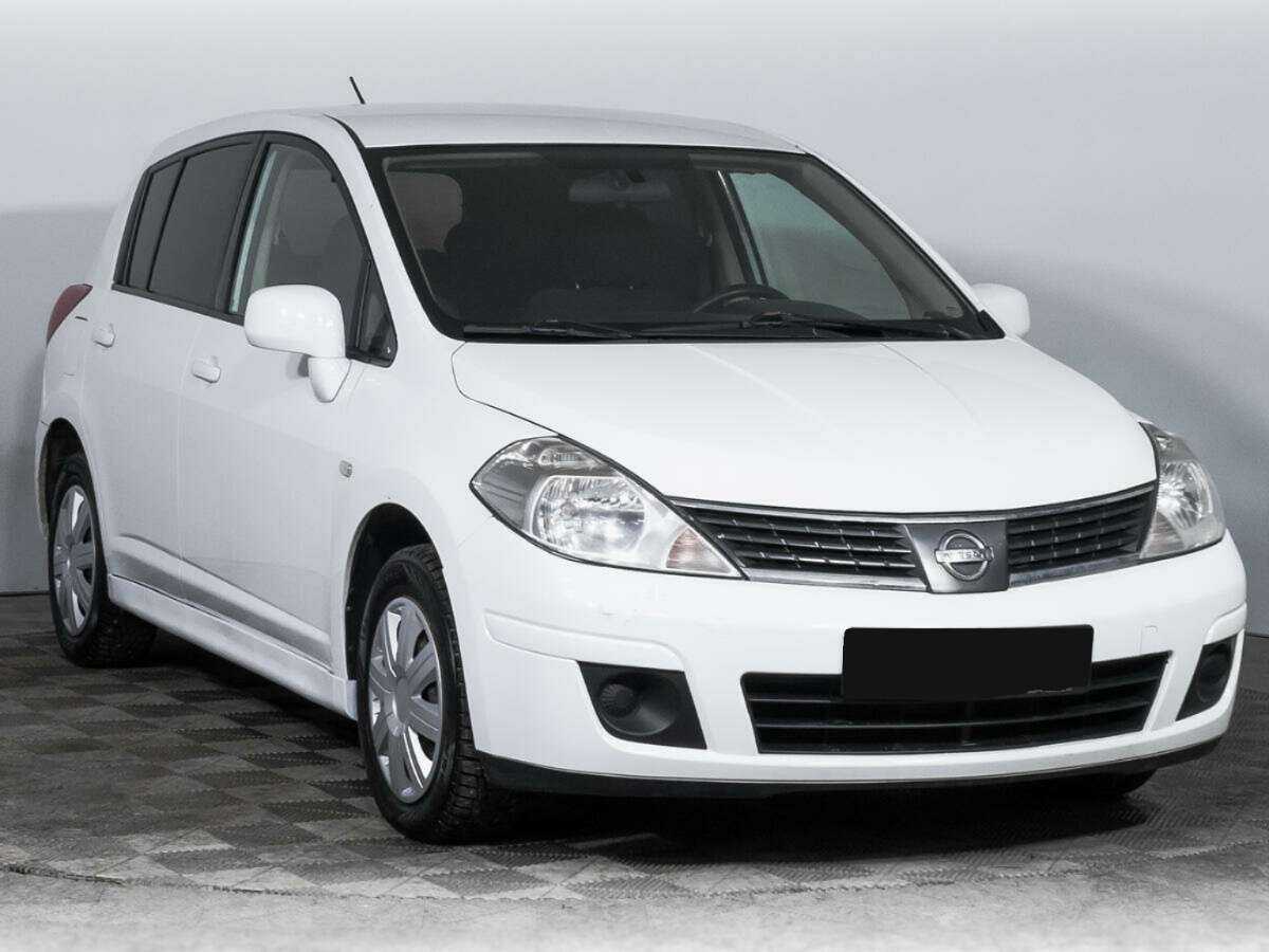 Nissan Tiida, 2013 - фото №3