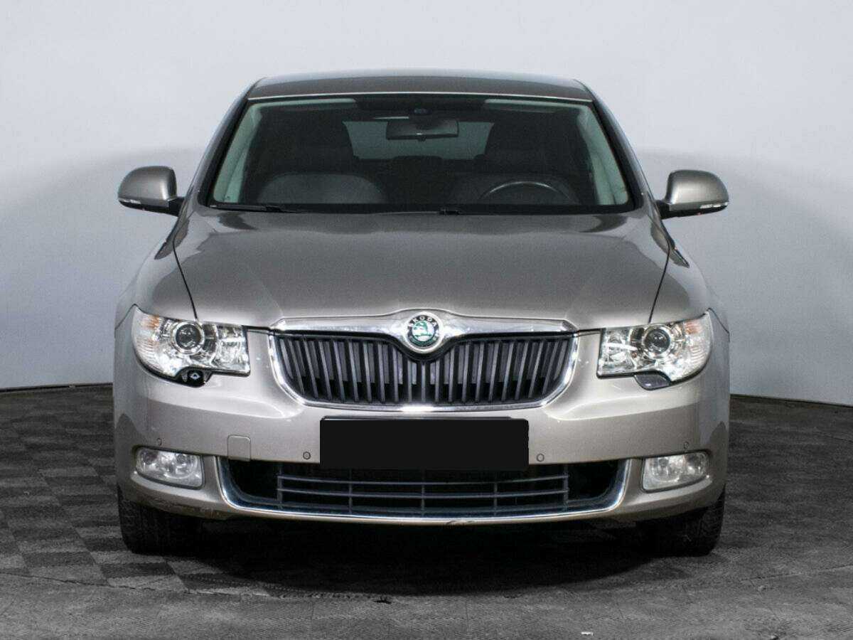 Skoda Superb DSG, 2013 - фото №2