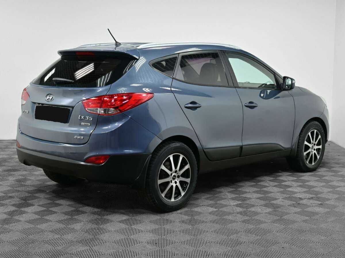 Hyundai ix35, 2012 - фото №2