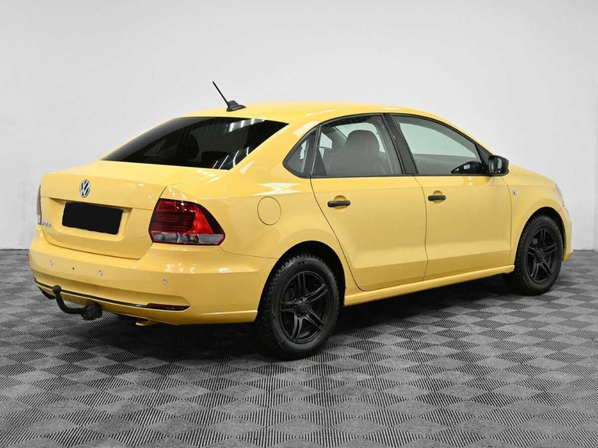 Volkswagen Polo, 2017 - фото №2