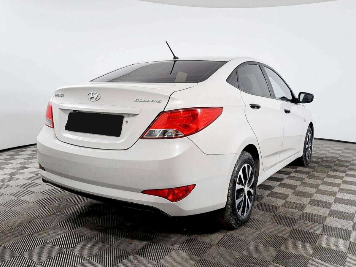 Hyundai Solaris, 2015 - фото №4