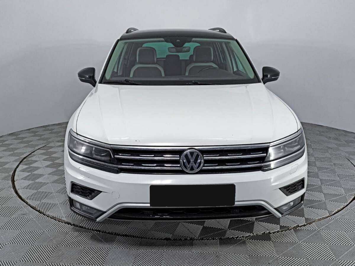 Volkswagen Tiguan, 2019 - фото №2