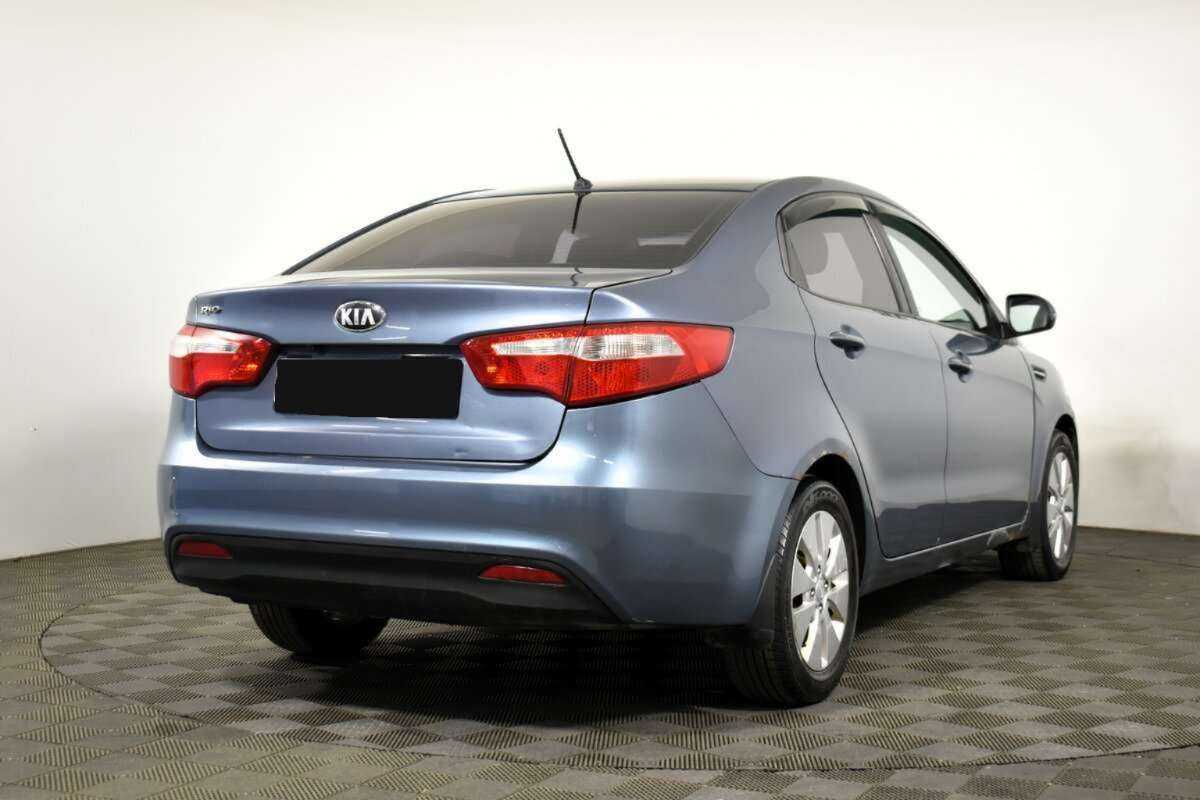 Kia Rio 5-speed, 2013 - фото №4