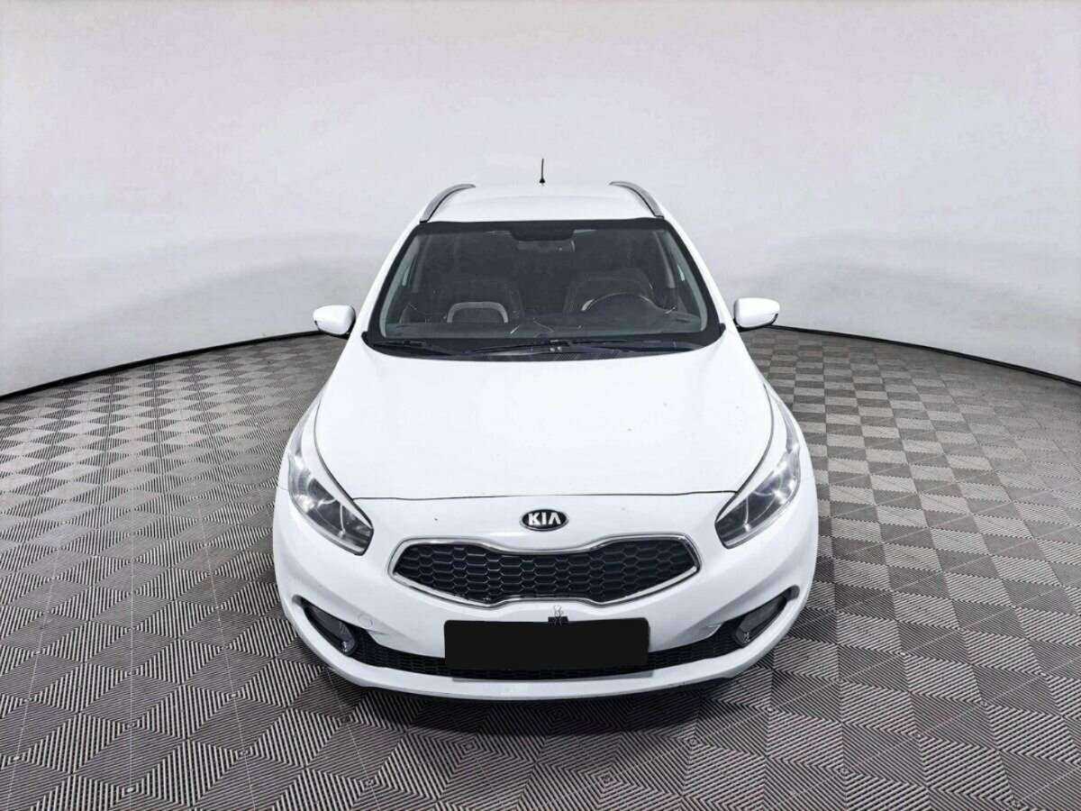 Kia Ceed, 2012 - фото №2