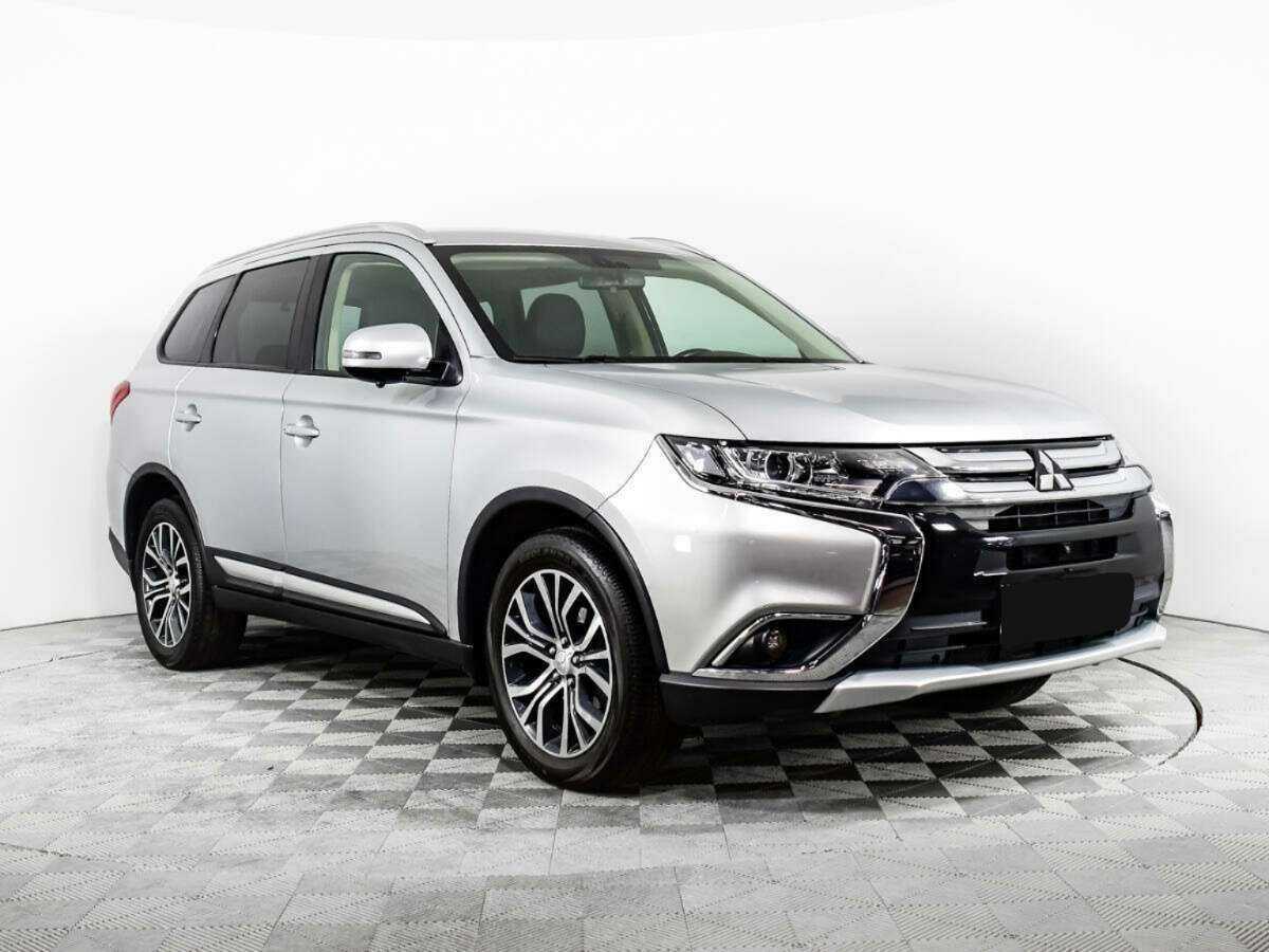 Mitsubishi Outlander, 2016 - фото №3