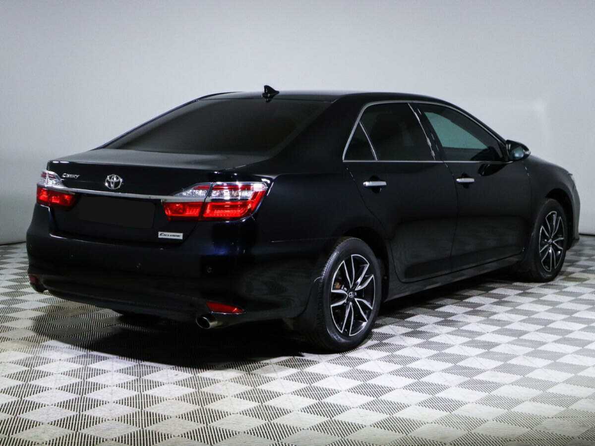 Toyota Camry, 2018 - фото №4
