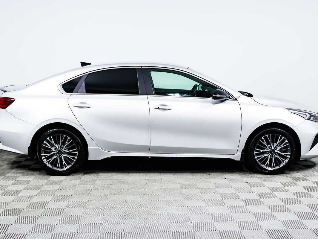 Kia Cerato, 2022 - фото №4