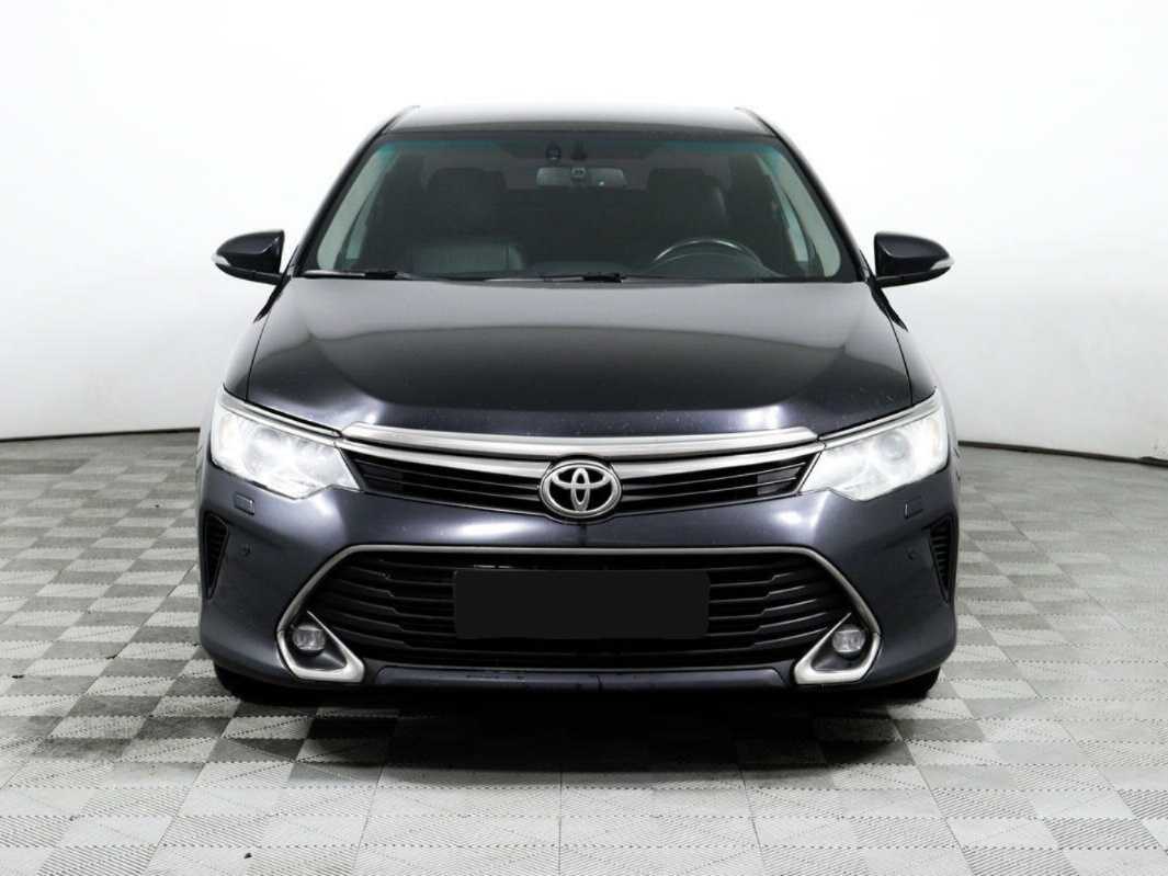 Toyota Camry, 2016 - фото №2