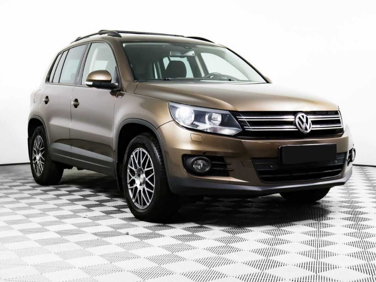 Volkswagen Tiguan, 2015 - фото №3