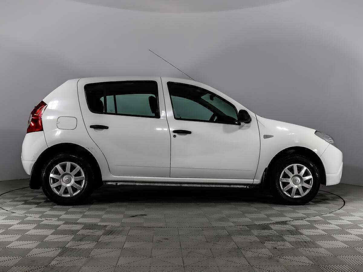 Renault Sandero, 2014 - фото №4