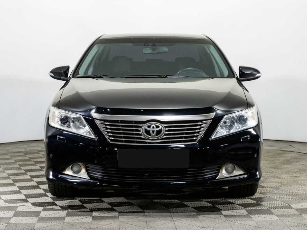 Toyota Camry, 2014 - фото №2
