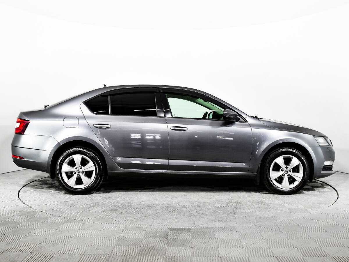 Skoda Octavia, 2019 - фото №4