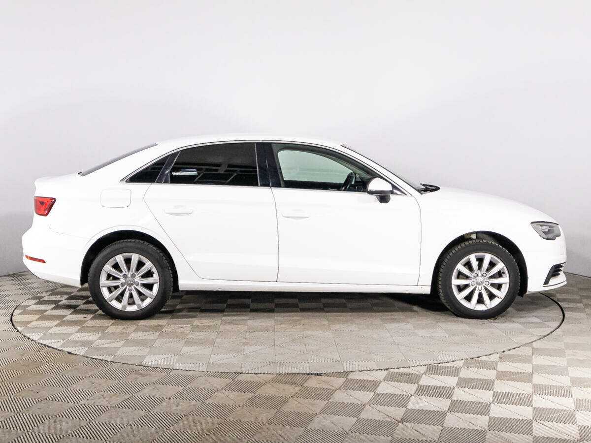 Audi A3, 2015 - фото №4