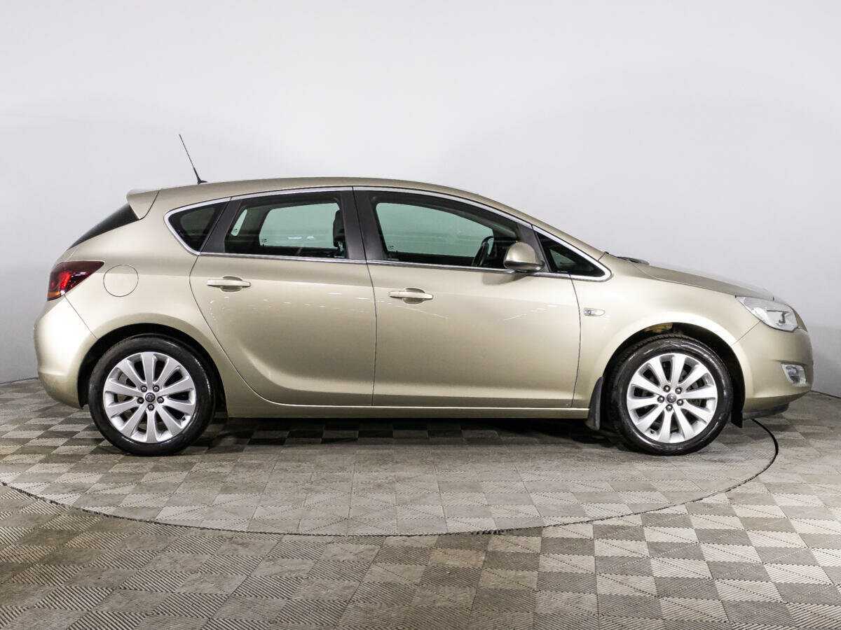 Opel Astra, 2012 - фото №4