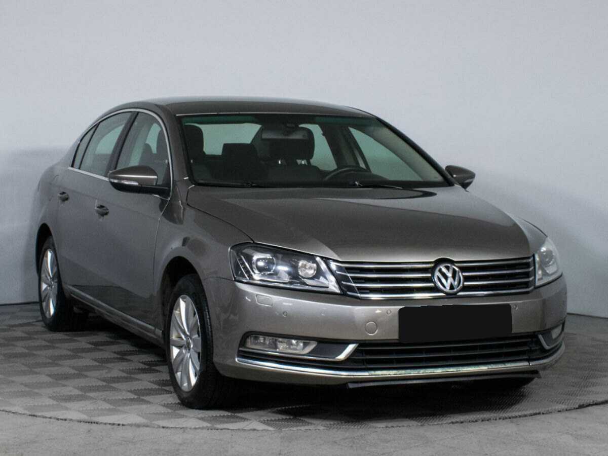 Volkswagen Passat, 2012 - фото №3