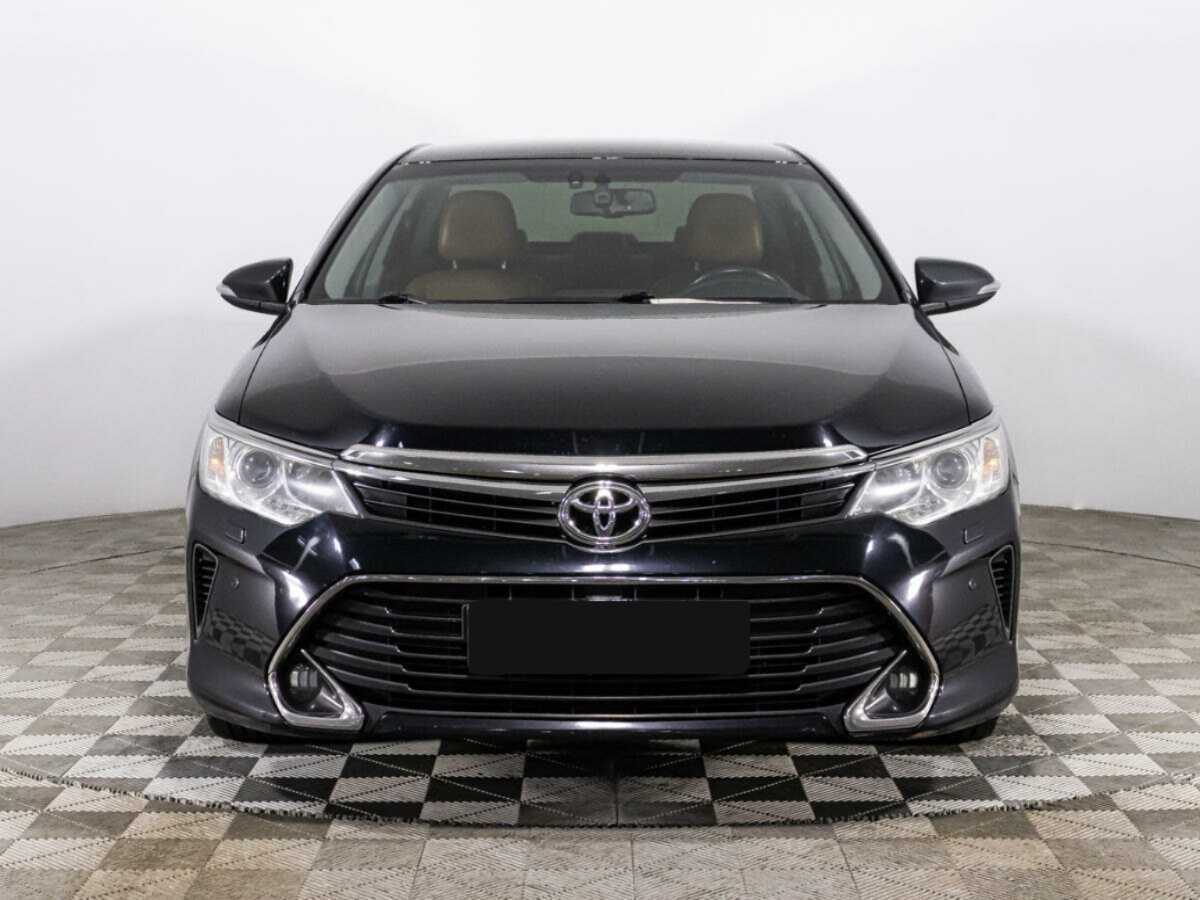 Toyota Camry, 2016 - фото №2