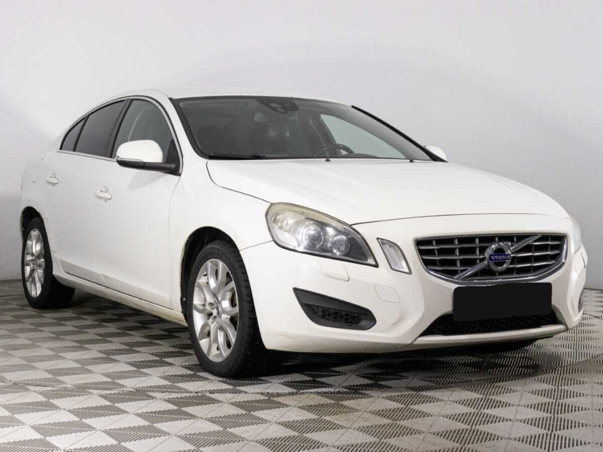 Volvo S60, 2012 - фото №3